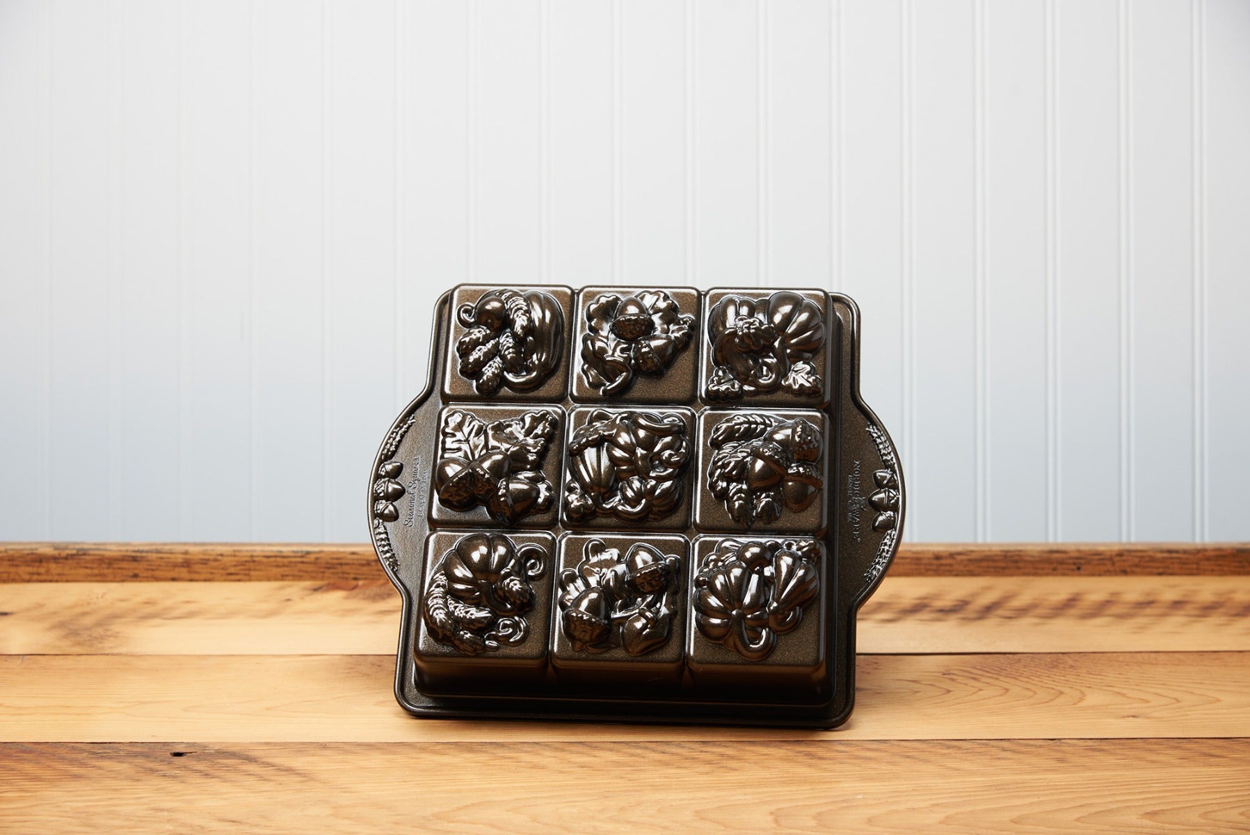 Seasonal Squares Baking Pan – Leroux Kitchen