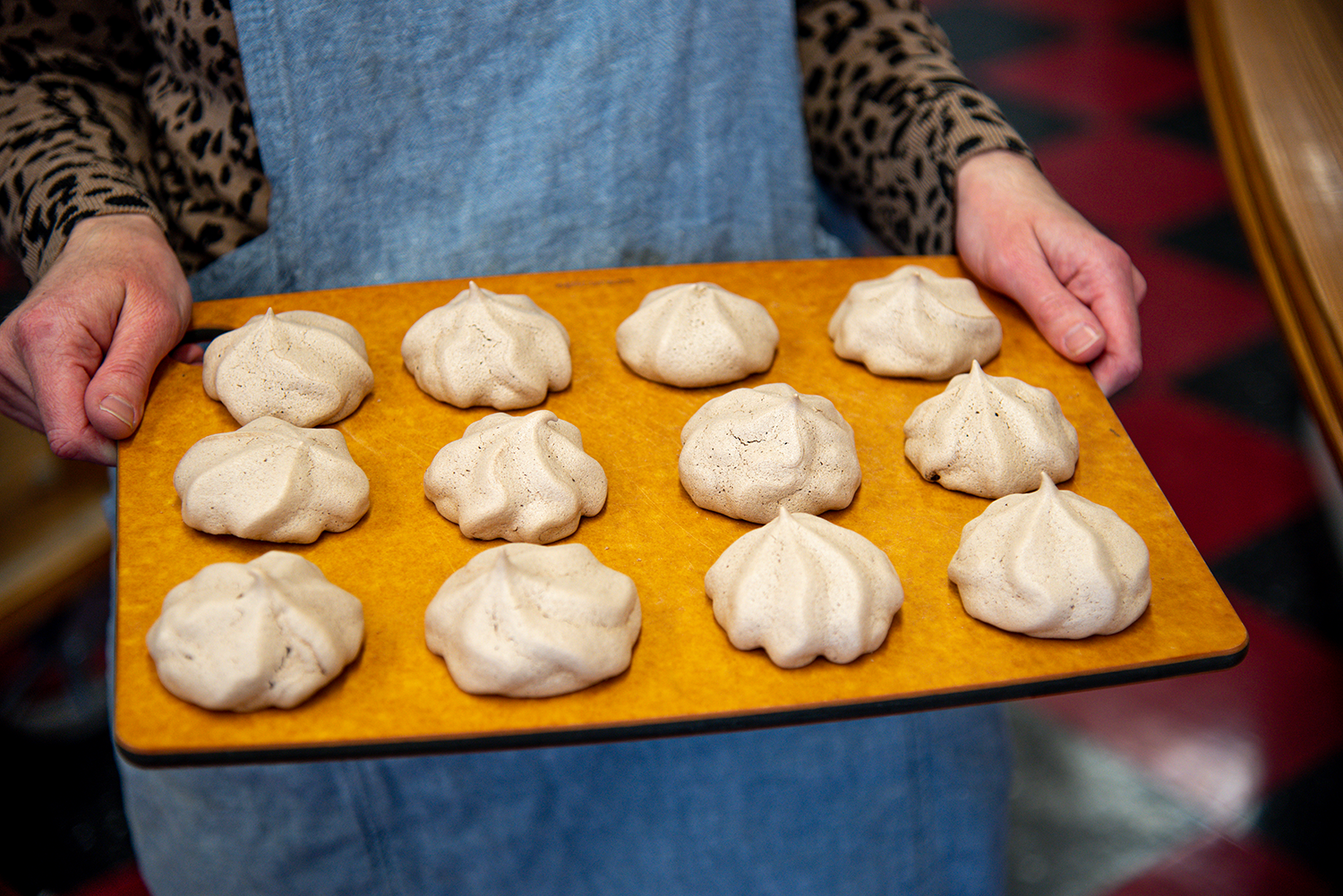 Chocolatey Almond Meringues
