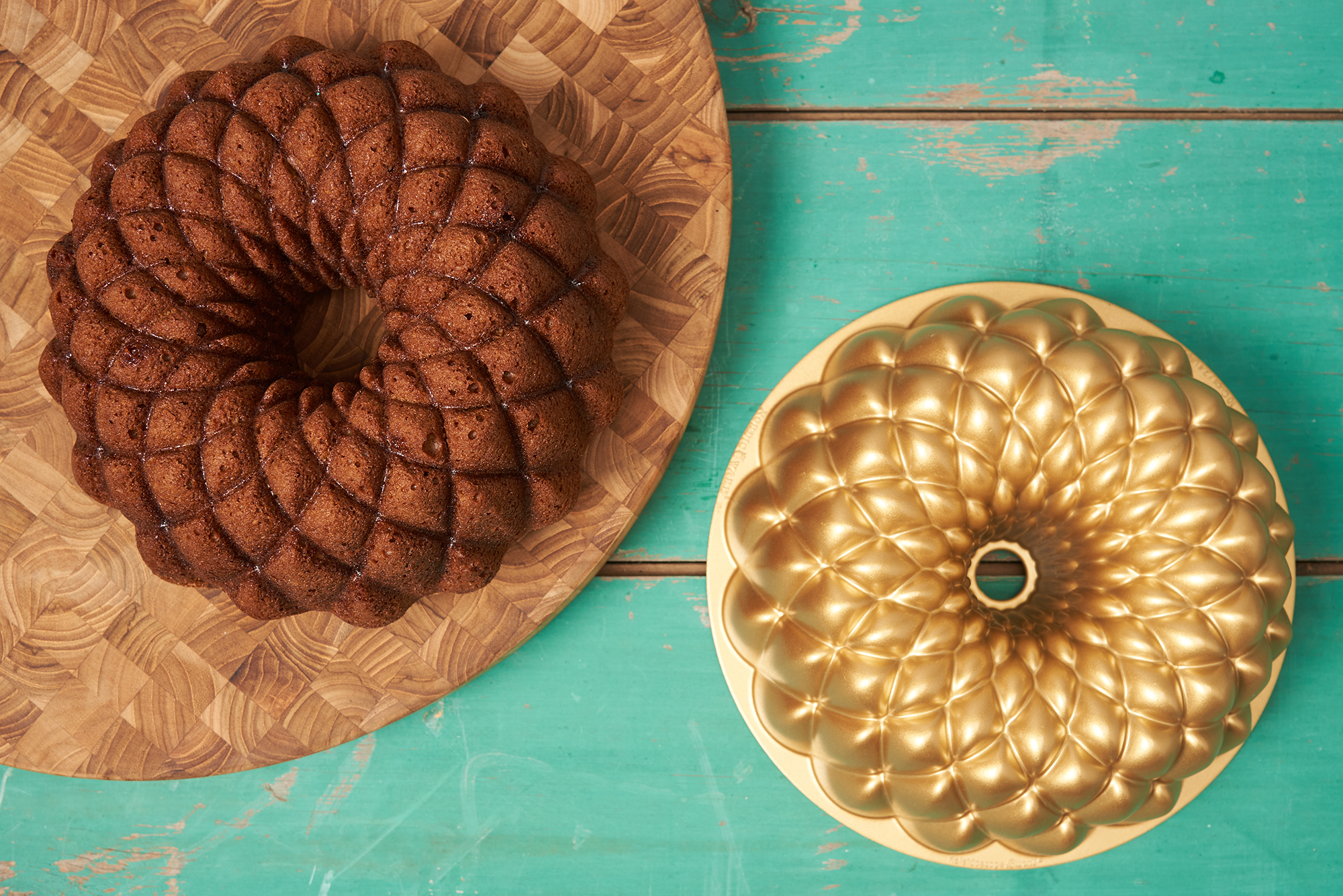 Kaleidoscope Bundt Pan - Thumbnail 2