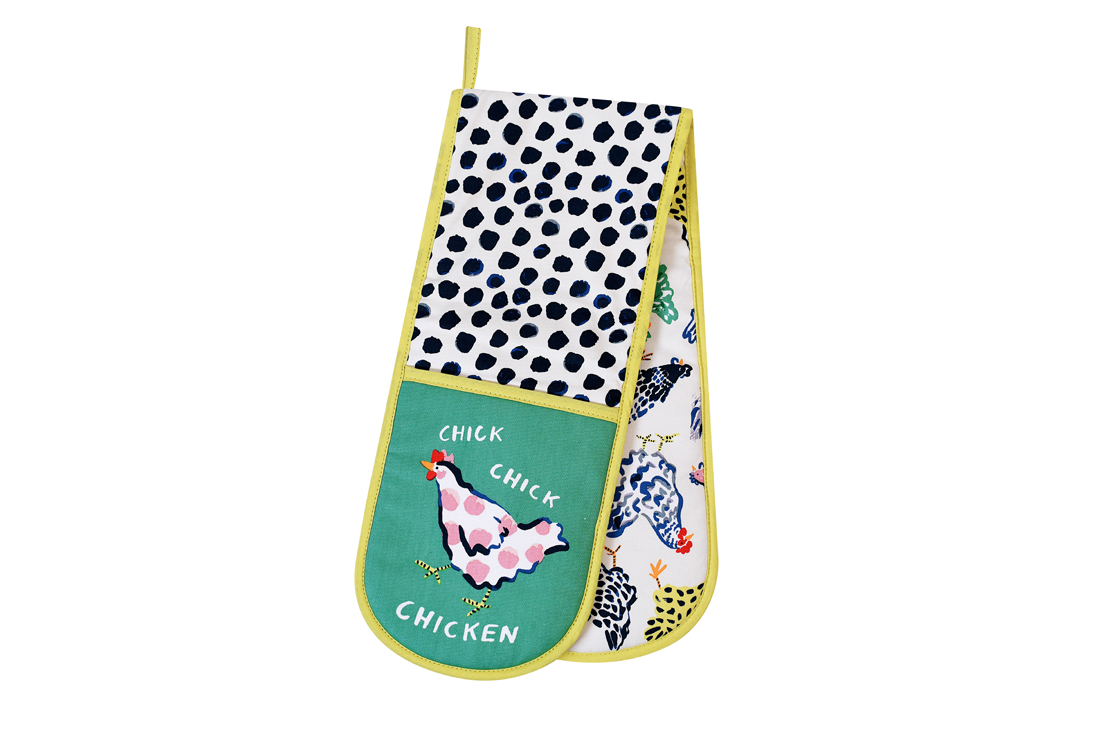 An Ulster Weavers Double Oven Mitt in the Chick Chicken pattern pictured over a white background
