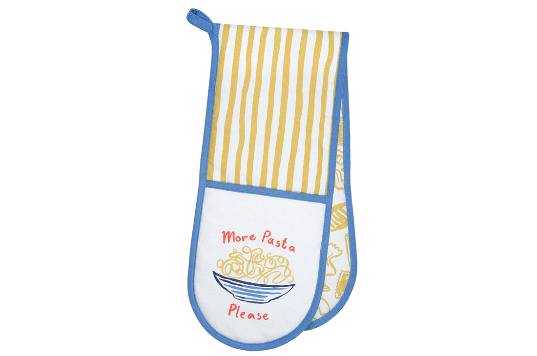An Ulster Weavers Double Oven Mitt in the Pasta Lovers Club pattern pictured over a white background