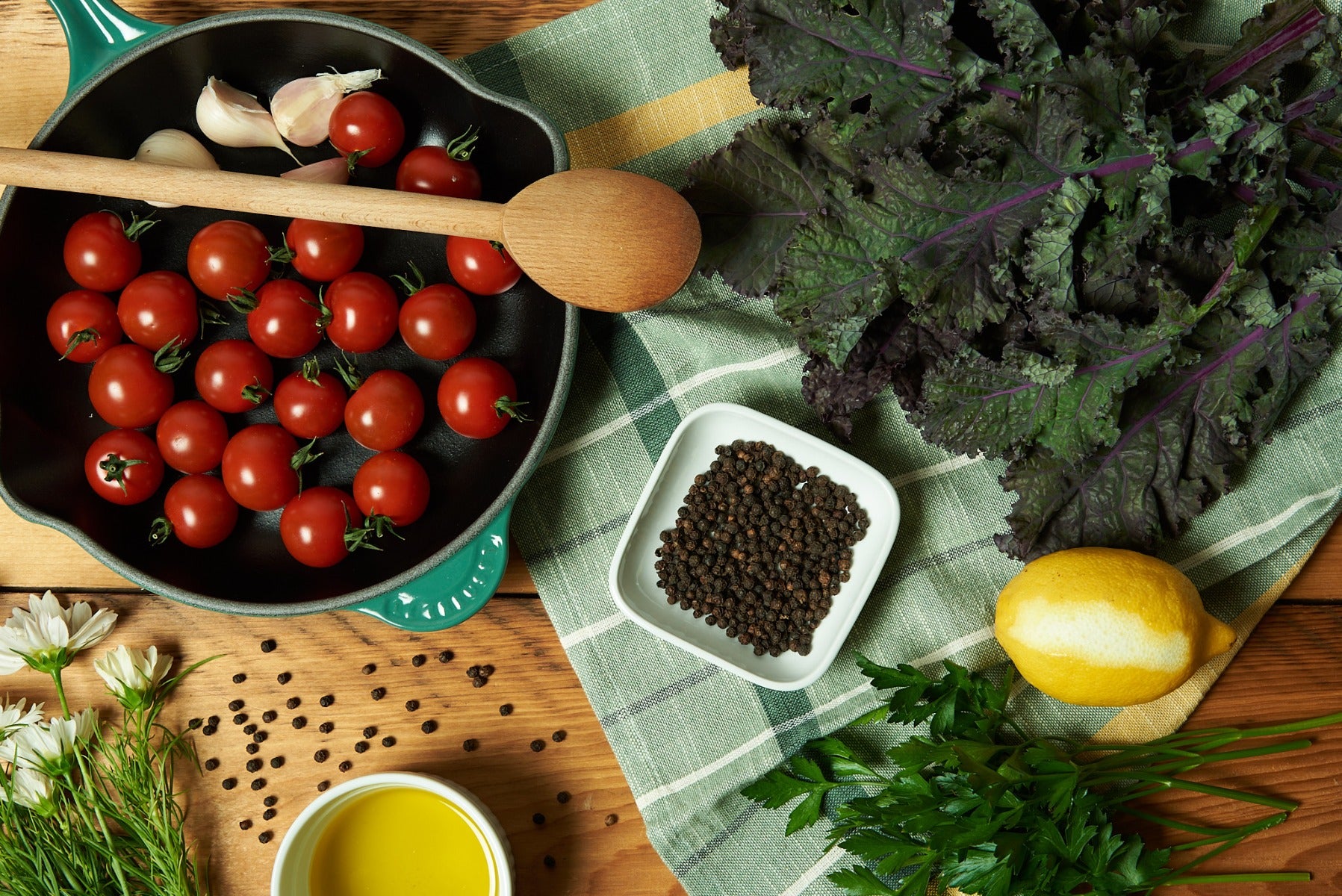 Madagascar Black Peppercorn Olive Oil – Leroux Kitchen